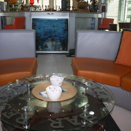 Kukes Hotel Bar Restaurant America מראה חיצוני תמונה