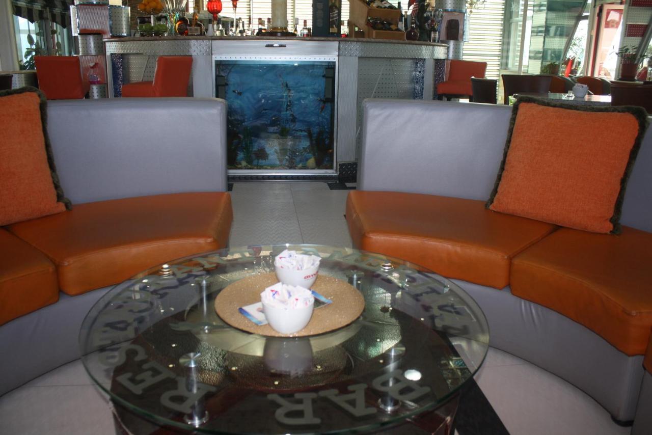 Kukes Hotel Bar Restaurant America מראה חיצוני תמונה