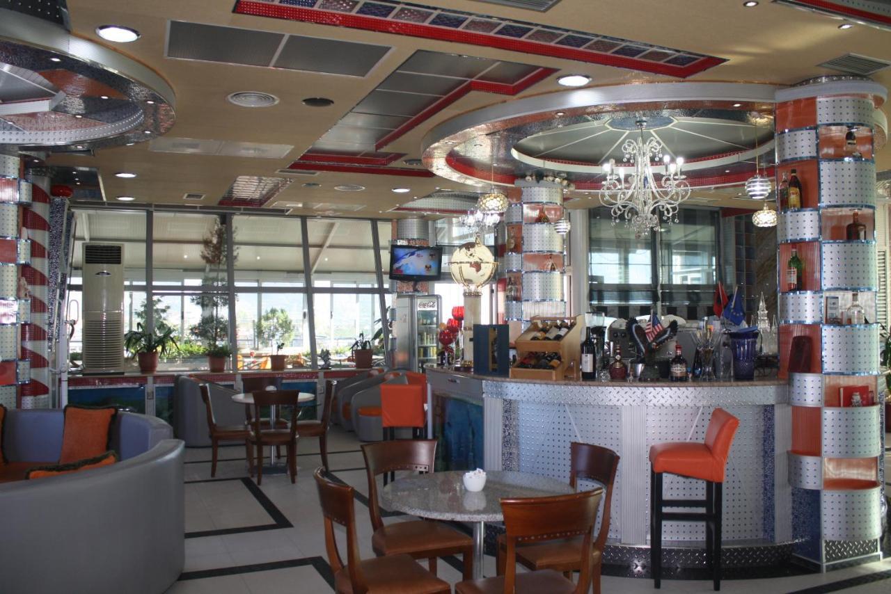 Kukes Hotel Bar Restaurant America מראה חיצוני תמונה